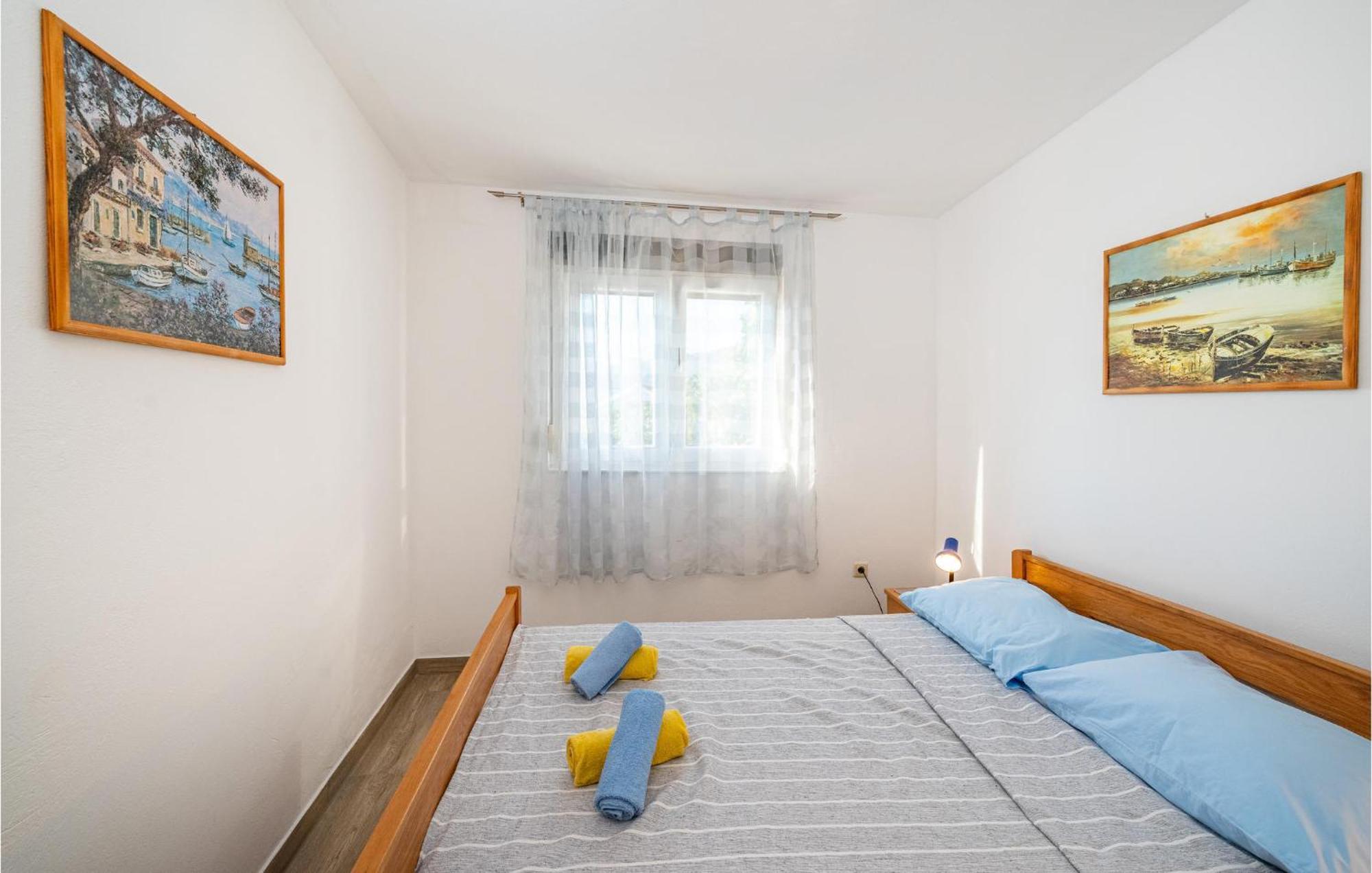 Beautiful Home In Rovanjska With Wifi Zewnętrze zdjęcie
