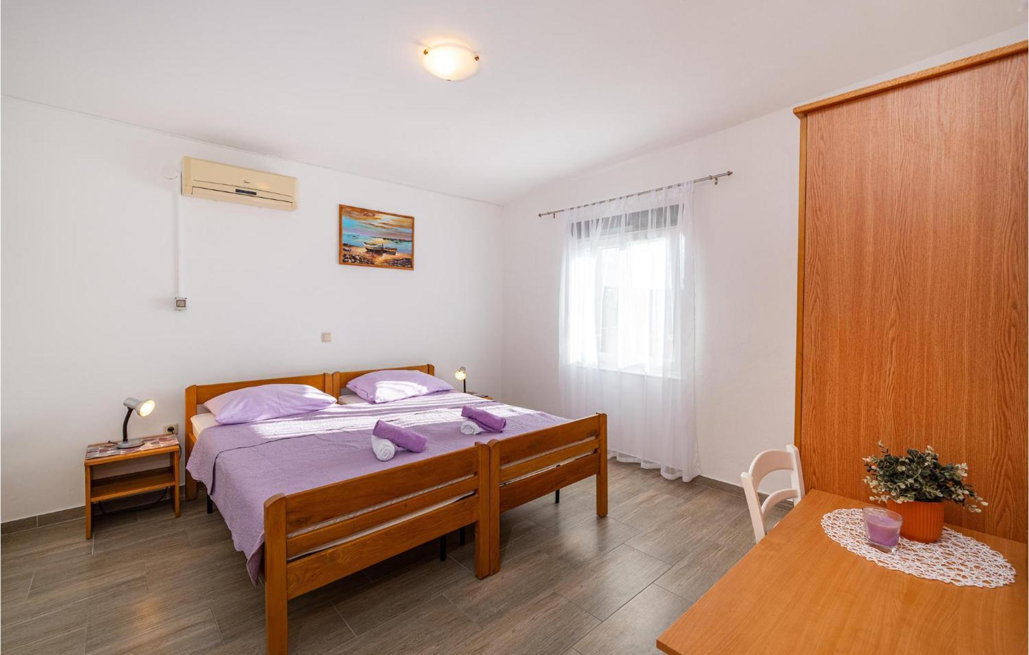 Beautiful Home In Rovanjska With Wifi Zewnętrze zdjęcie