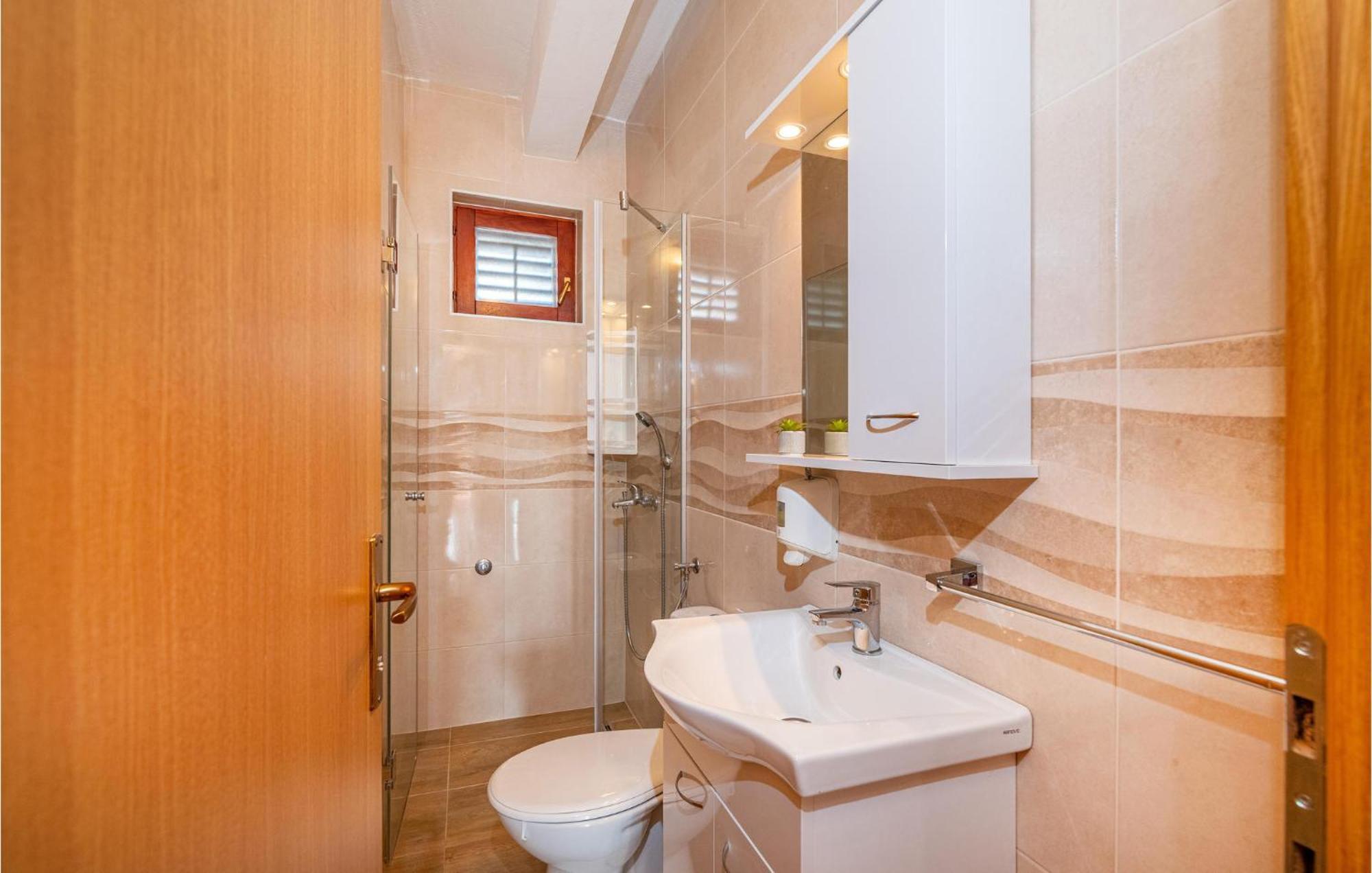 Beautiful Home In Rovanjska With Wifi Zewnętrze zdjęcie