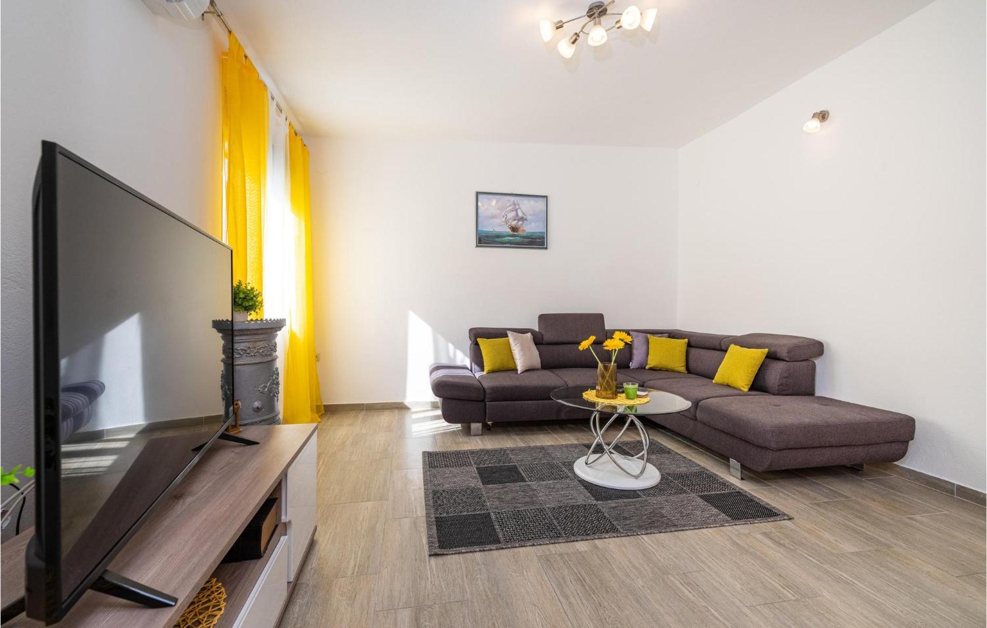 Beautiful Home In Rovanjska With Wifi Zewnętrze zdjęcie